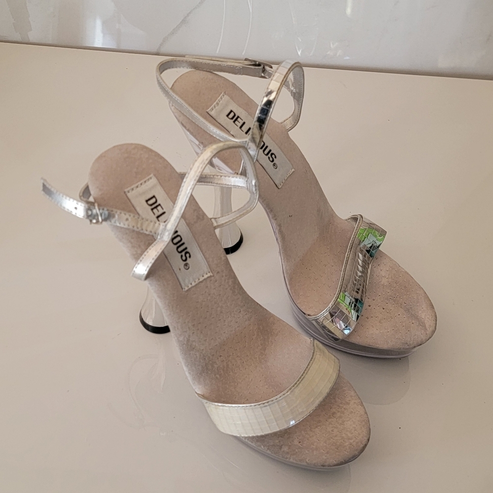 Delicious | Acrylic Platform Anklestrap Silver heels Size 7 - Picture 7 of 11